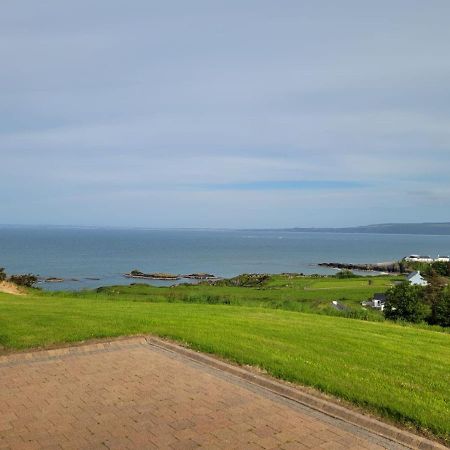 Lighthouse Farm Villa Грийнкасъл Екстериор снимка